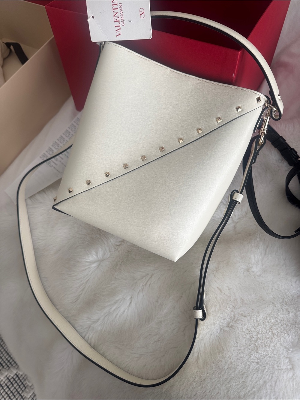 Valentino White Leather Shoulder Bag with Pyramid Stud Trim